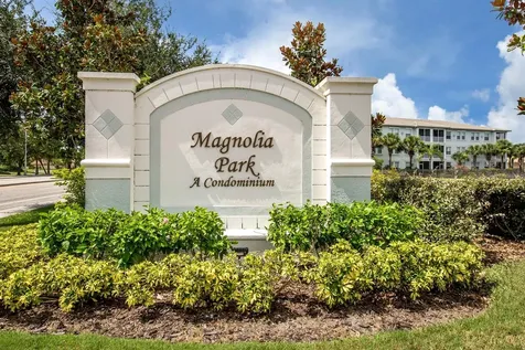 200 Gardens Edge Drive Venice FL 34285