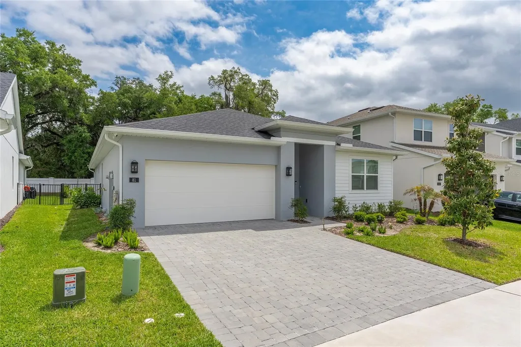 81 Overleaf Lane Orlando FL 32839