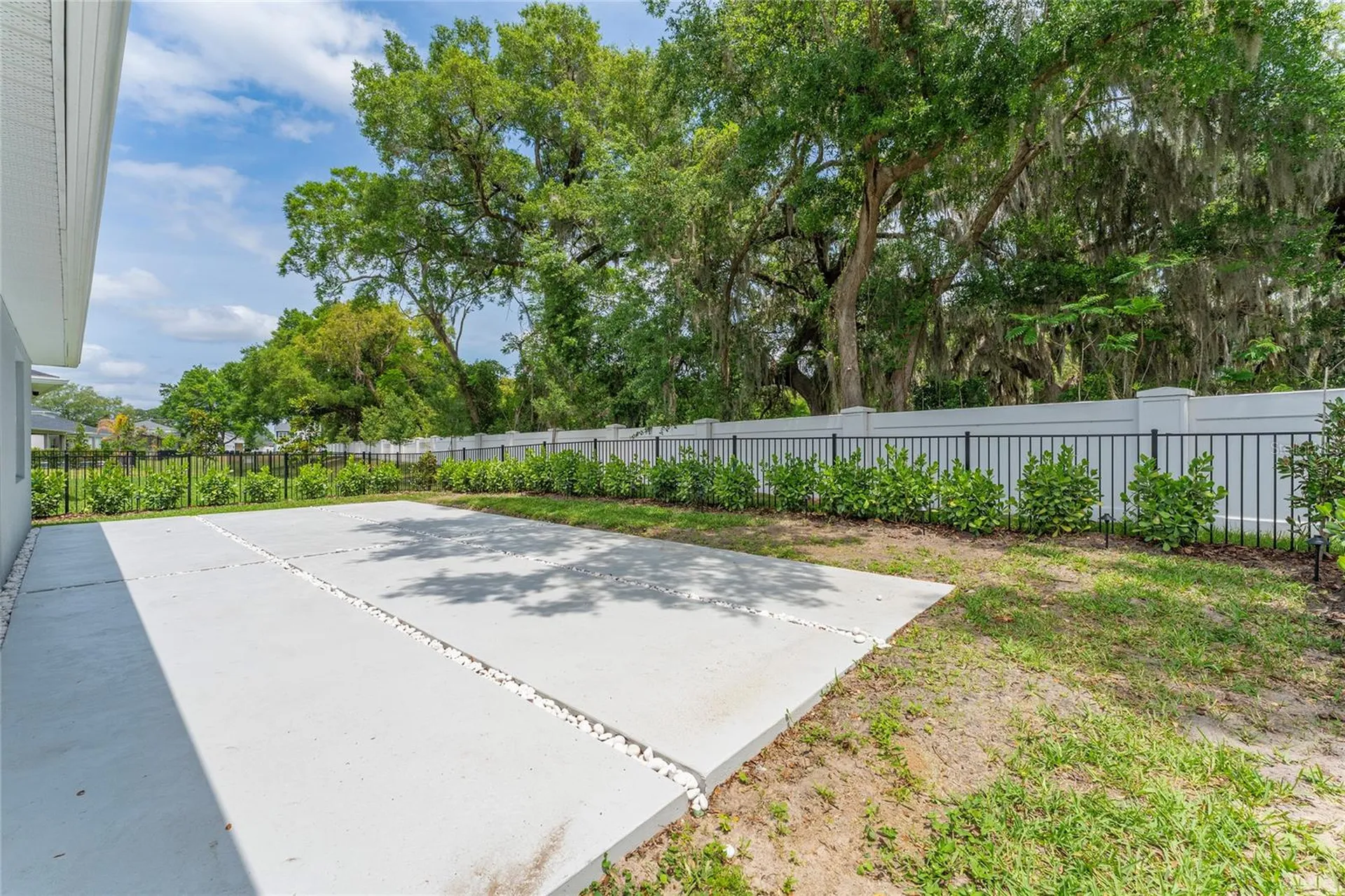 81 Overleaf Lane Orlando FL 32839