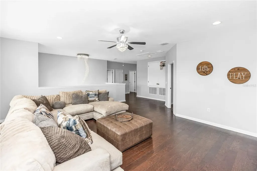 239 Lugano Way Debary FL 32713