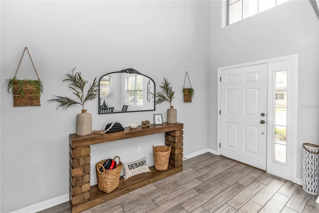 239 Lugano Way Debary FL 32713
