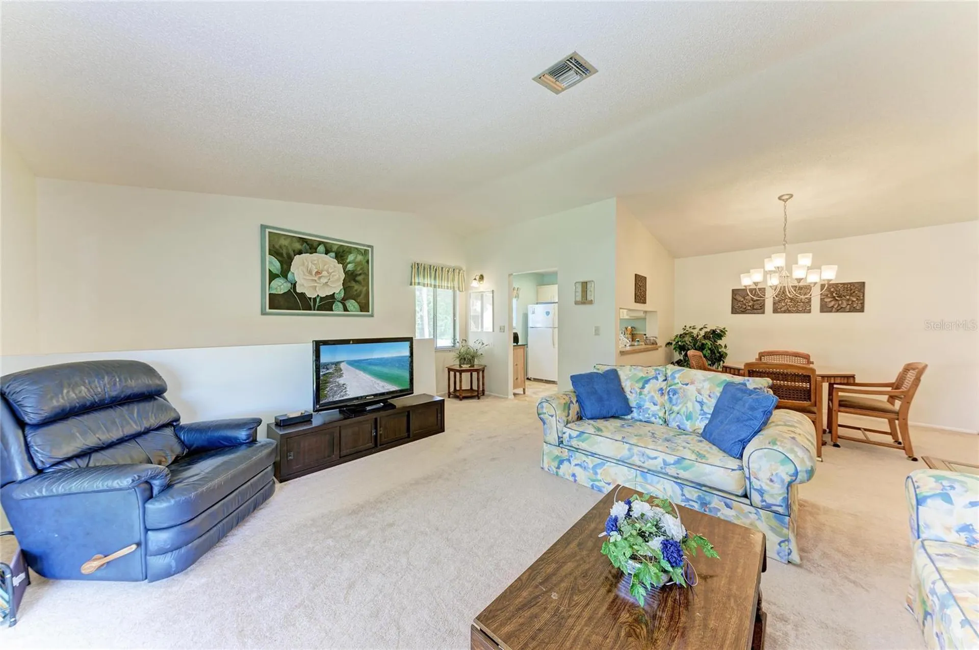 5685 Gardens Drive Sarasota FL 34243