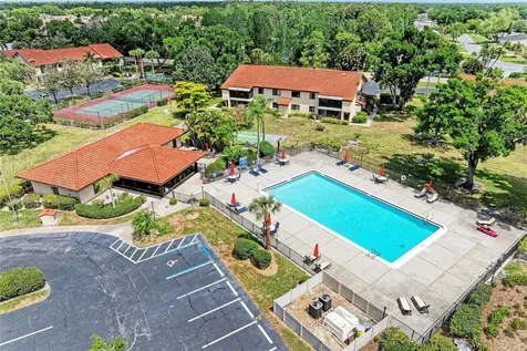 5685 Gardens Drive Sarasota FL 34243