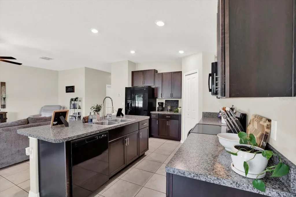4475 Eternal Prince Drive Sun City Center FL 33573