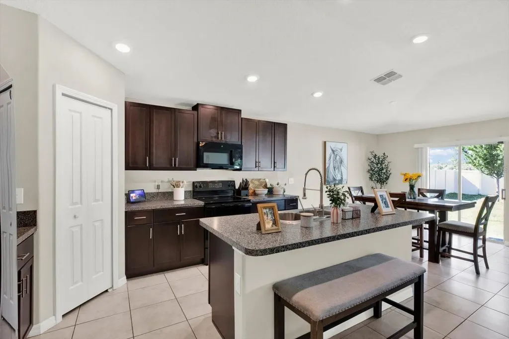 4475 Eternal Prince Drive Sun City Center FL 33573