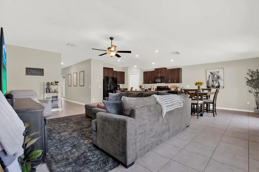 4475 Eternal Prince Drive Sun City Center FL 33573