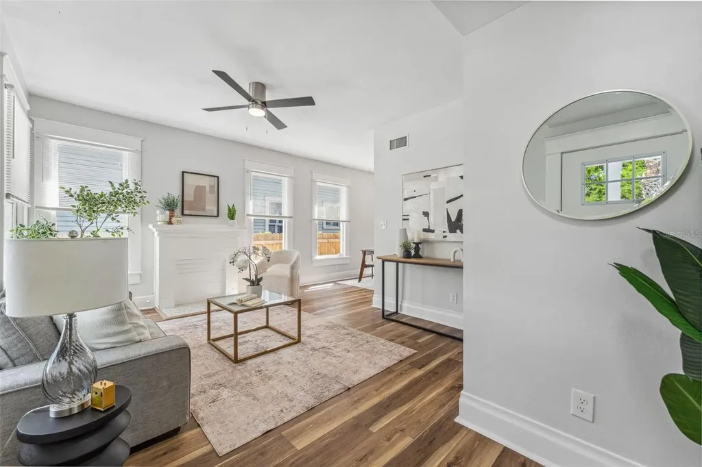 307 S Newport #1-2 Avenue Tampa FL 33606