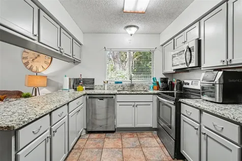 4745 Silver Circle Zephyrhills FL 33541