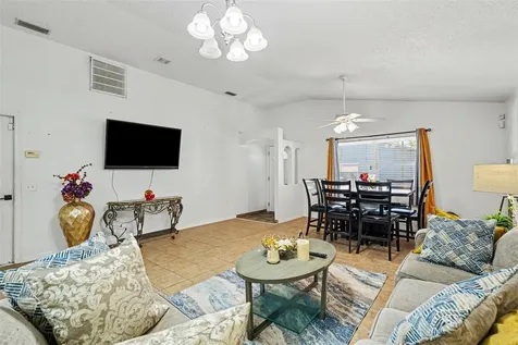 4745 Silver Circle Zephyrhills FL 33541