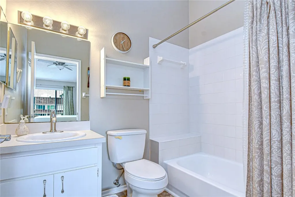 6335 Bayside Key Drive Tampa FL 33615