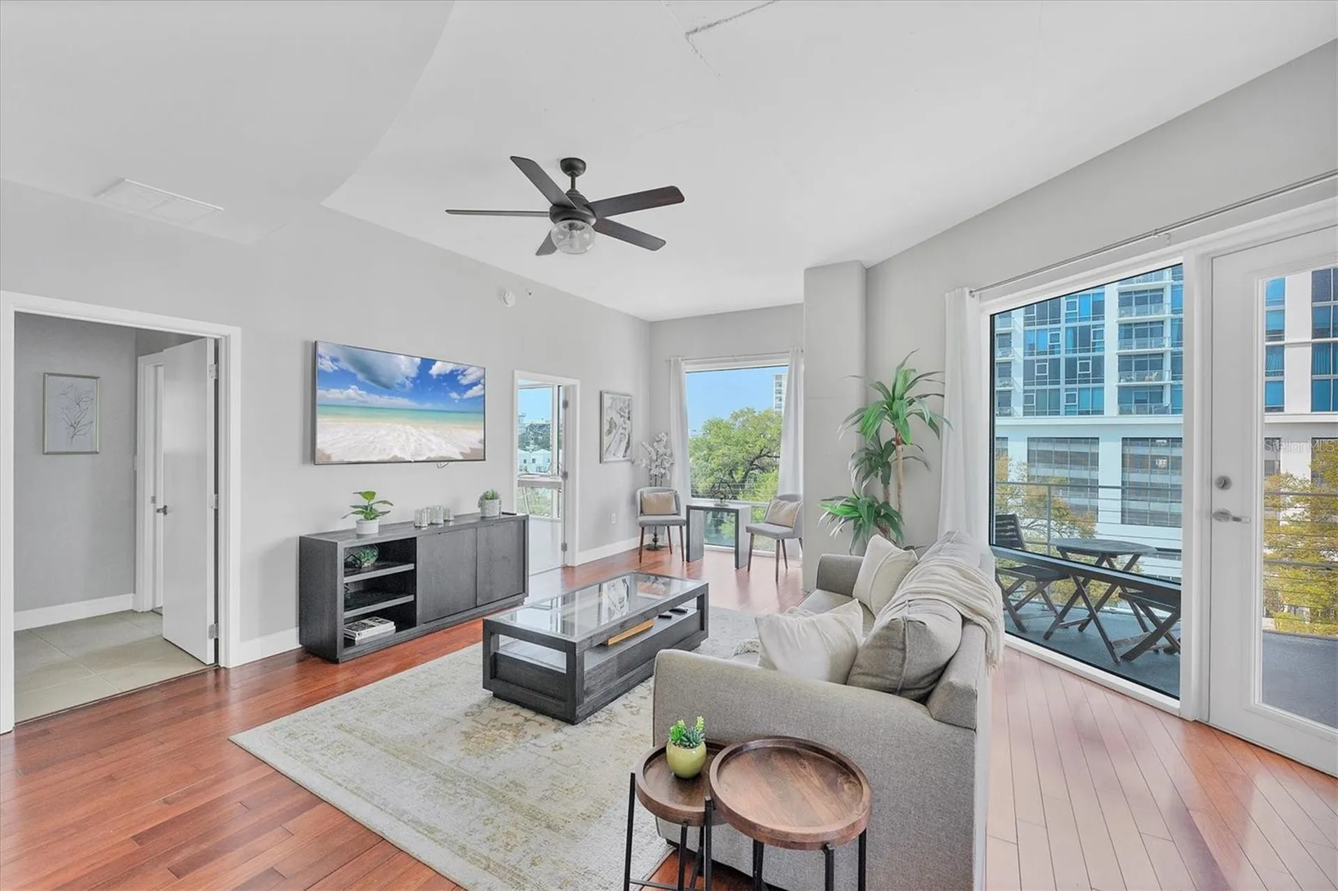 525 E Jackson Street Orlando FL 32801