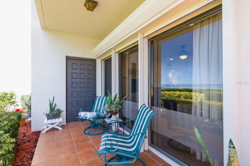 302 Mariner Drive Tarpon Springs FL 34689