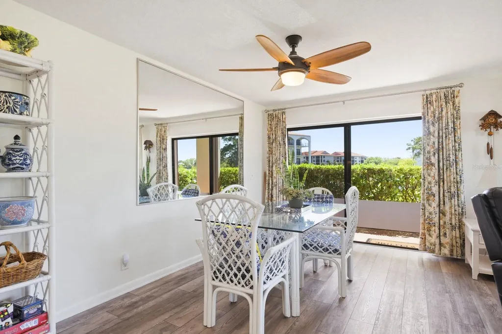 302 Mariner Drive Tarpon Springs FL 34689