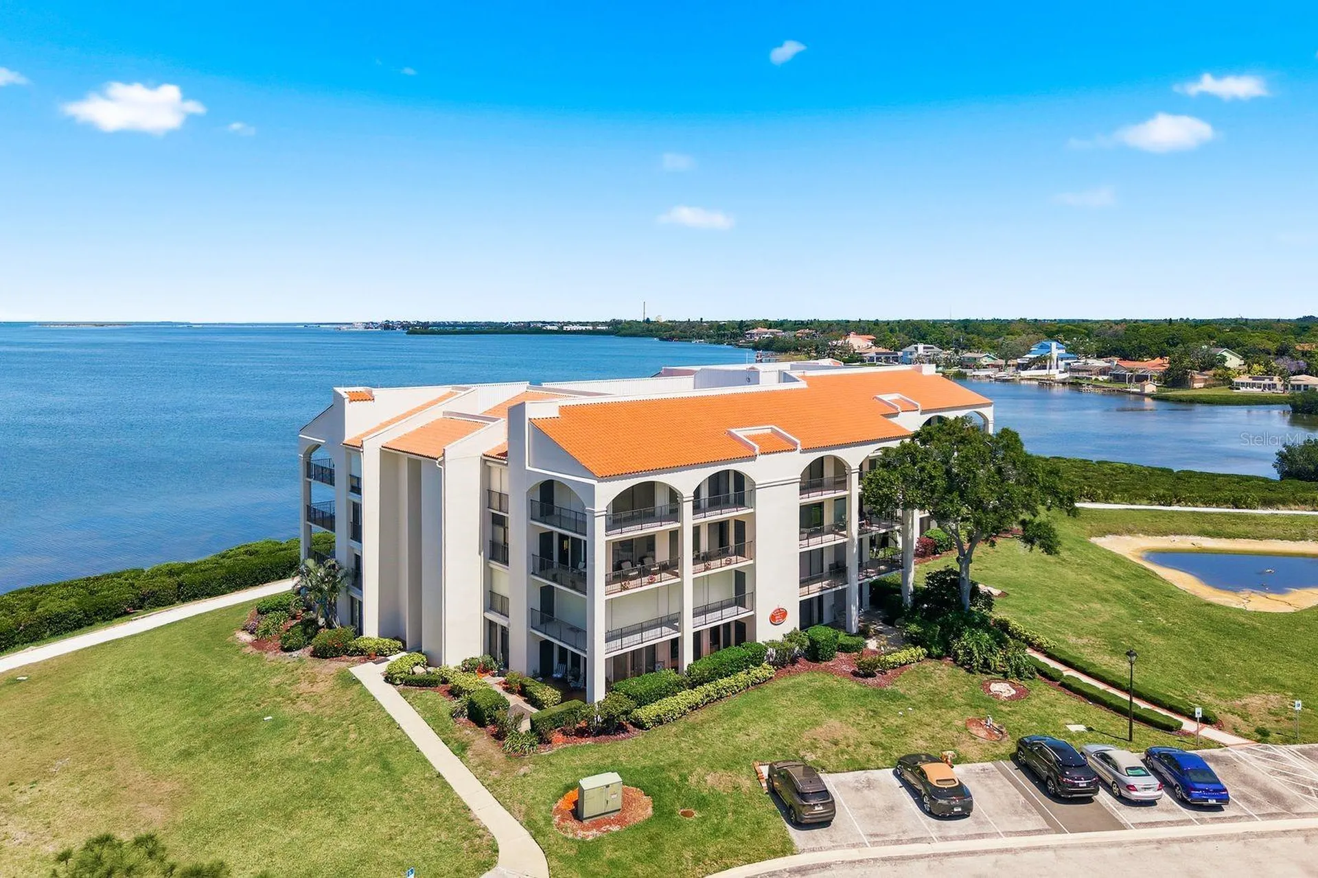 302 Mariner Drive Tarpon Springs FL 34689
