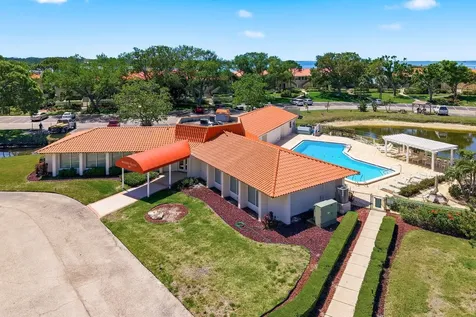 302 Mariner Drive Tarpon Springs FL 34689