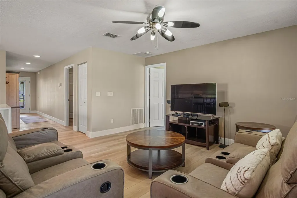 232 Thornberry Branch Lane Daytona Beach FL 32124
