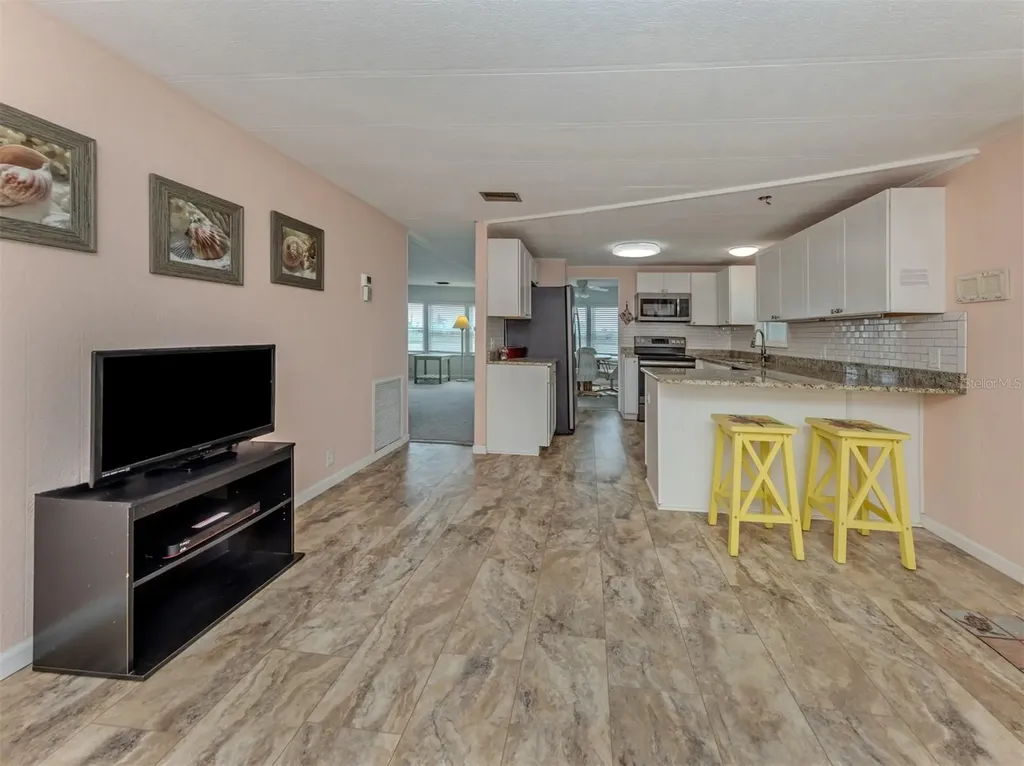 98 Lakeview Drive North Port FL 34287