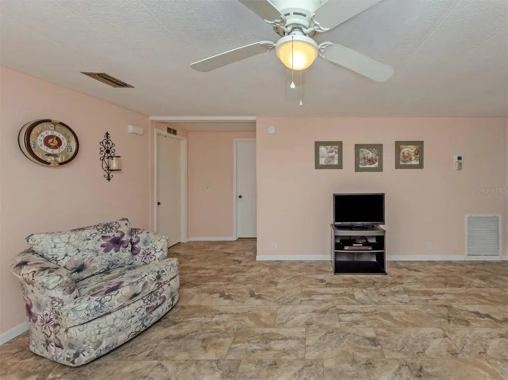 98 Lakeview Drive North Port FL 34287