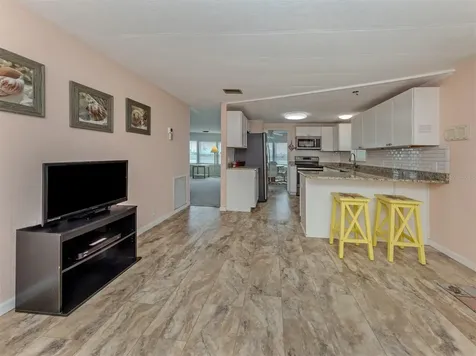 98 Lakeview Drive North Port FL 34287
