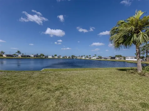 98 Lakeview Drive North Port FL 34287