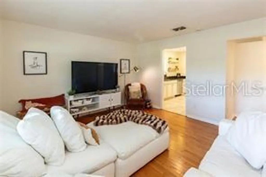 1571 Magnolia Avenue Winter Park FL 32789