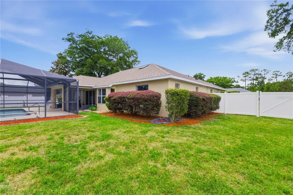 4300 NW 4th Circle Ocala FL 34475