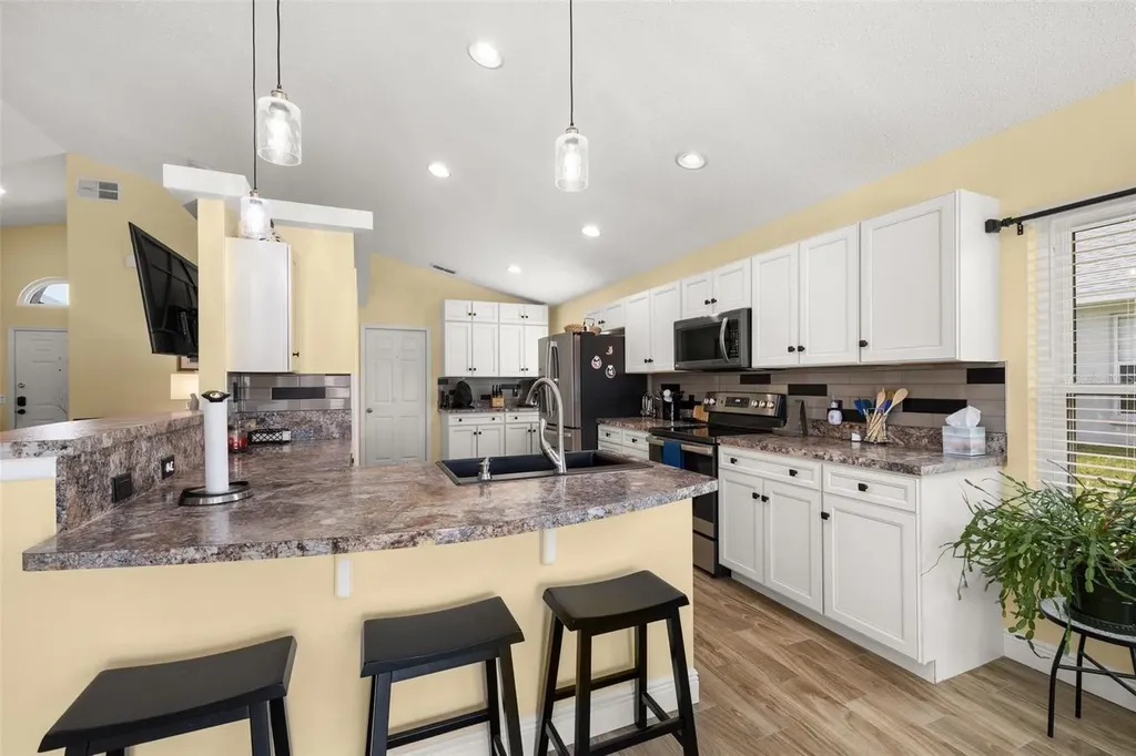 207 Elberton Drive Davenport FL 33897
