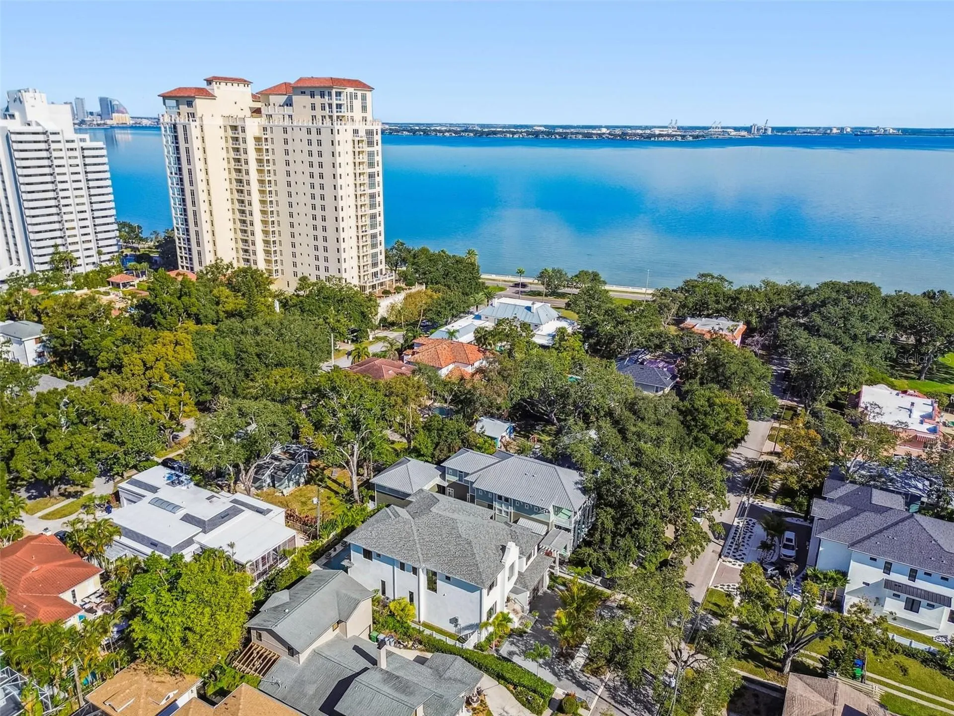 2915 W Harbor View Avenue Tampa FL 33611