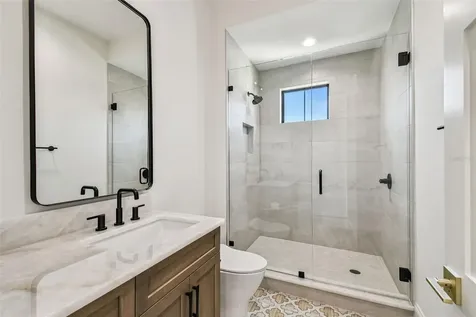 2915 W Harbor View Avenue Tampa FL 33611