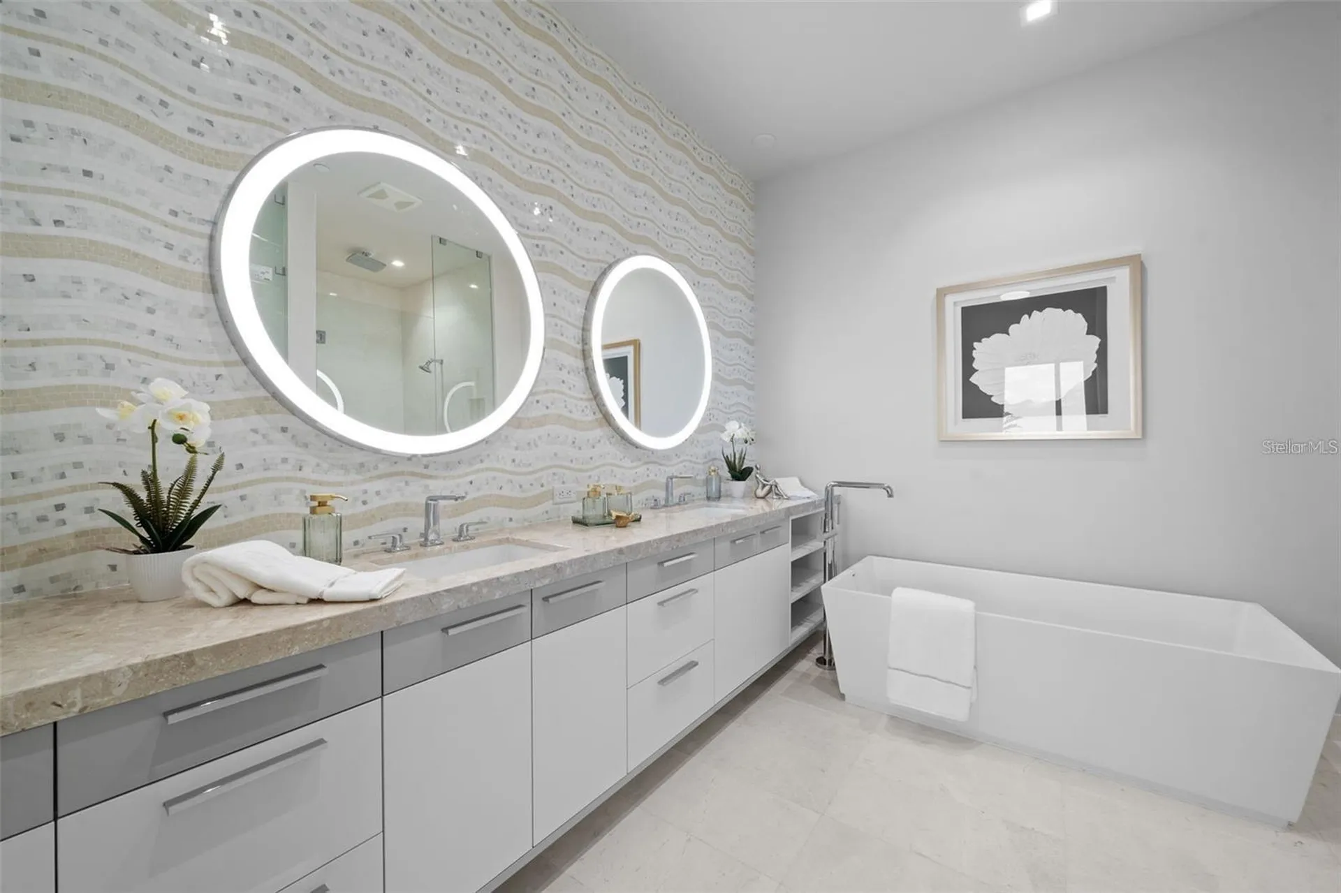 1591 Gulf Of Mexico Drive Longboat Key FL 34228