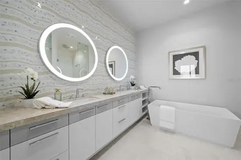 1591 Gulf Of Mexico Drive Longboat Key FL 34228