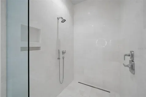 1591 Gulf Of Mexico Drive Longboat Key FL 34228