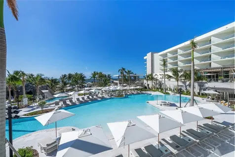 1591 Gulf Of Mexico Drive Longboat Key FL 34228