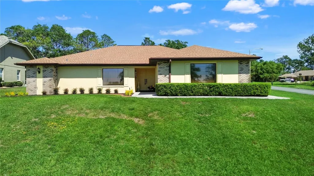 12001 Granada Place Weeki Wachee FL 34614