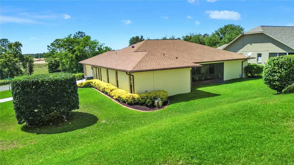 12001 Granada Place Weeki Wachee FL 34614