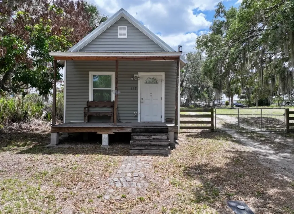 117 S Manatee Avenue Arcadia FL 34266