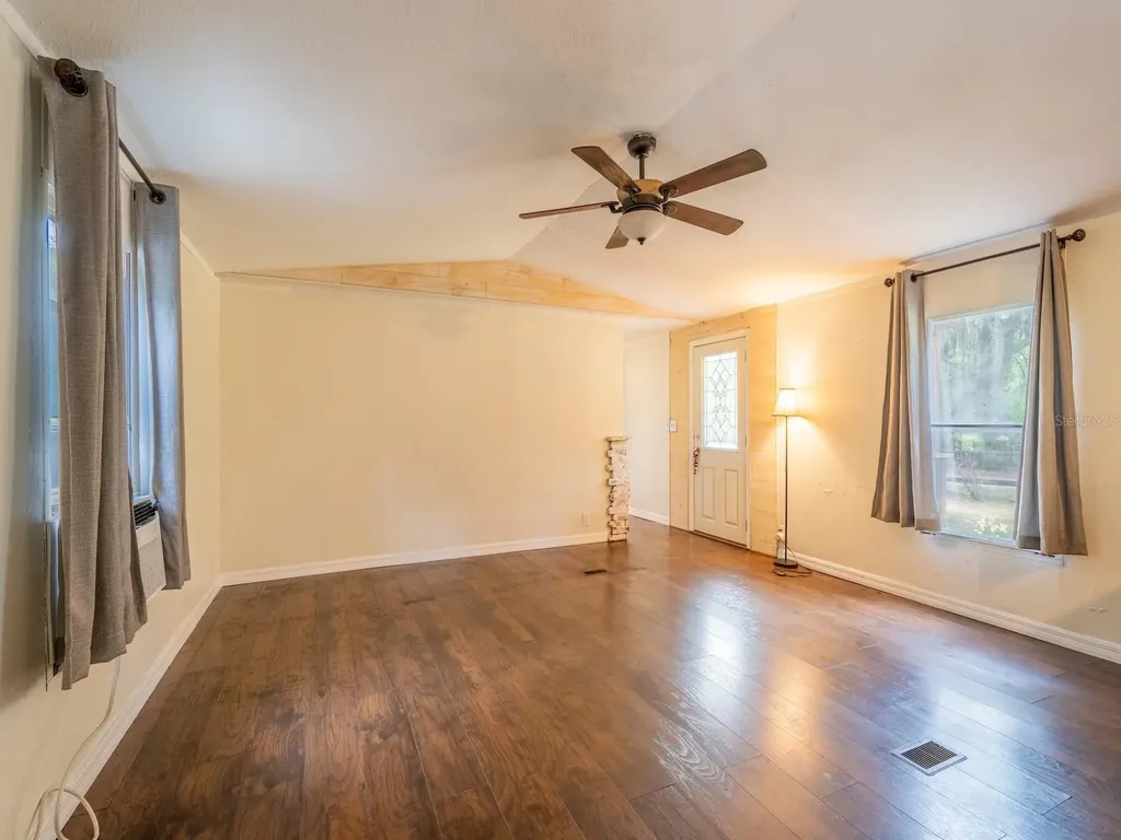 3055 NE 161st Street Citra FL 32113