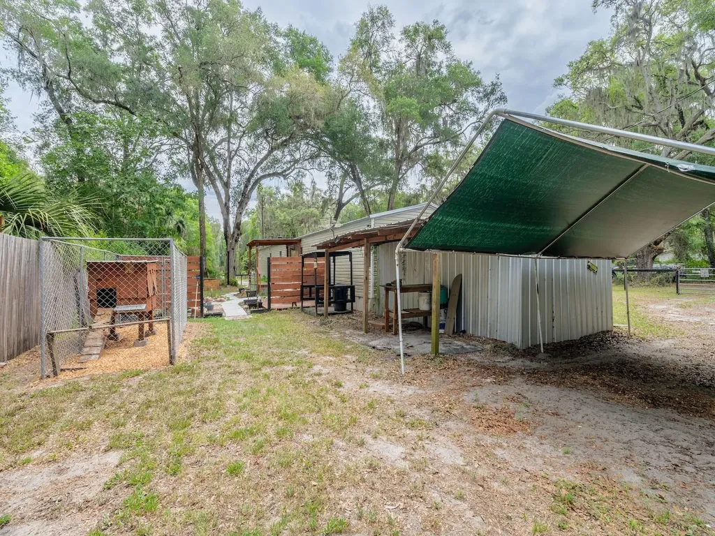 3055 NE 161st Street Citra FL 32113