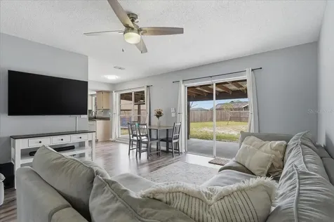 8913 Wood Lake Court New Port Richey FL 34653