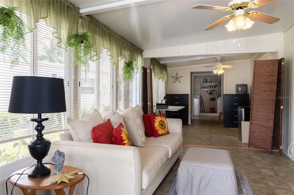 2100 Kings Highway Port Charlotte FL 33980