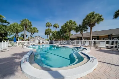 2100 Kings Highway Port Charlotte FL 33980