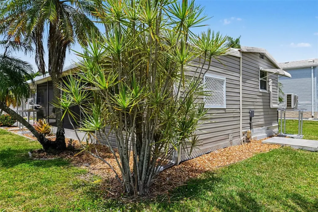 20 Holland Drive Punta Gorda FL 33950