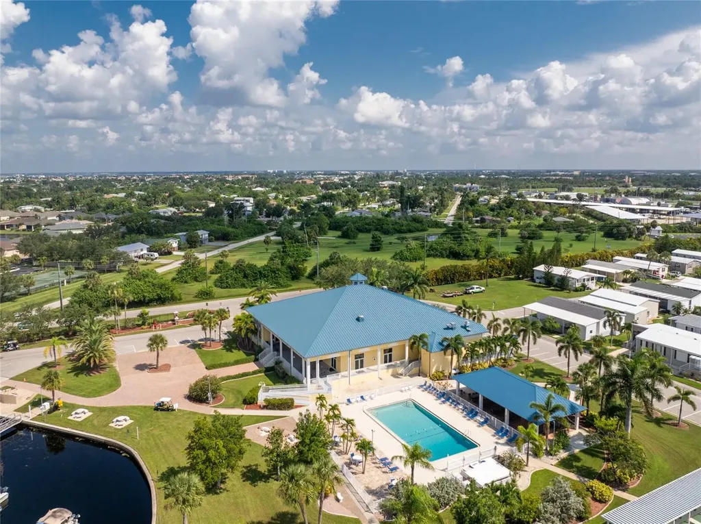 20 Holland Drive Punta Gorda FL 33950