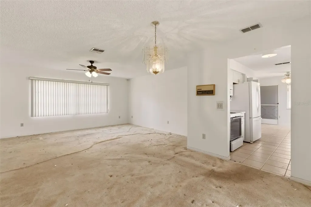 1952 Kirkwood Street Deltona FL 32738
