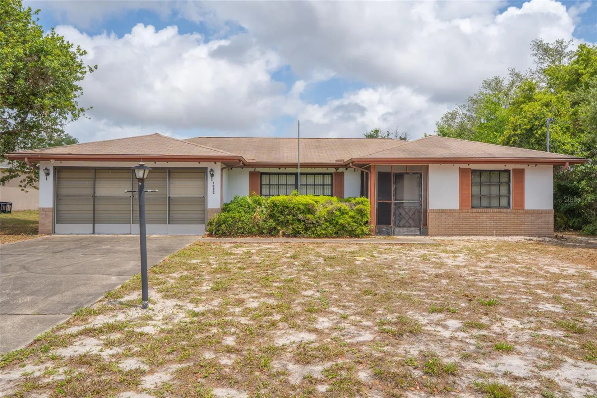 1952 Kirkwood Street Deltona FL 32738