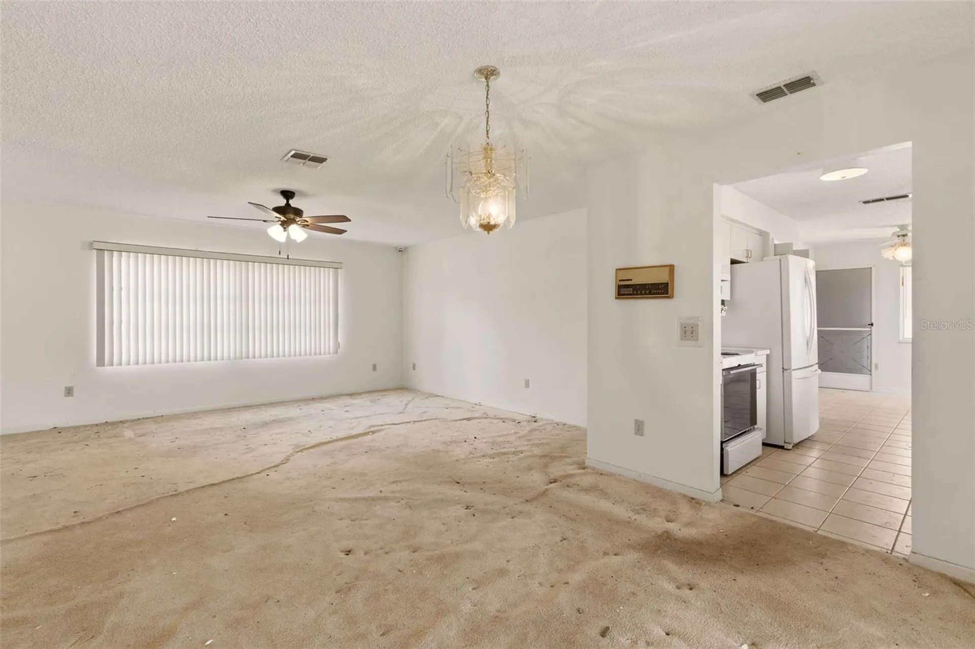 1952 Kirkwood Street Deltona FL 32738