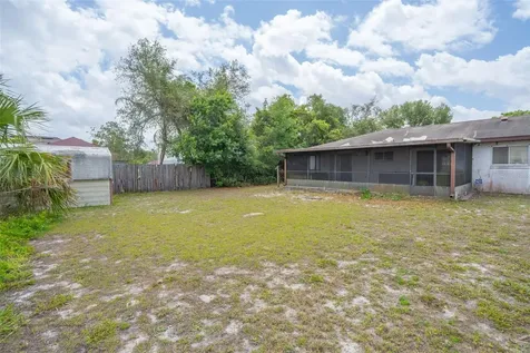 1952 Kirkwood Street Deltona FL 32738