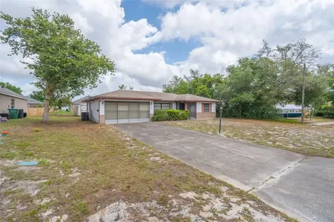 1952 Kirkwood Street Deltona FL 32738