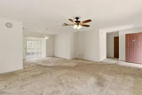 1952 Kirkwood Street Deltona FL 32738