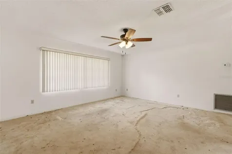 1952 Kirkwood Street Deltona FL 32738